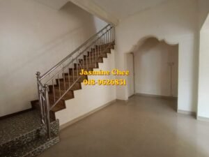 Solok Birch Semi-D For Sale | Freehold — property photo