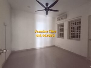 Solok Birch Semi-D For Sale | Freehold — property photo