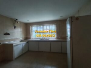 Solok Birch Semi-D For Sale | Freehold — property photo