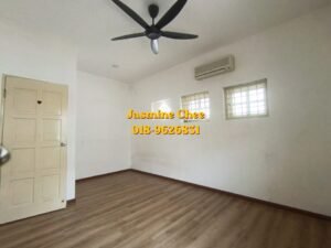 Solok Birch Semi-D For Sale | Freehold — property photo