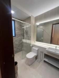 Queens Residences Q1 For Sale | Fully Renovated & Fully Furnished — property photo